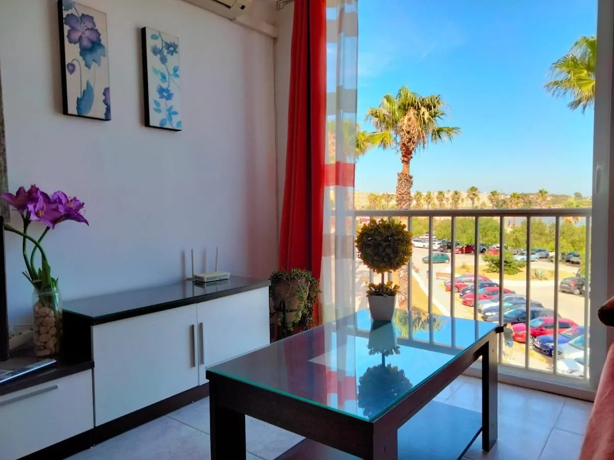 Apto. Concepcion. Playa De La Cachucha. Wifi, A/C Apartment Puerto Real Spain